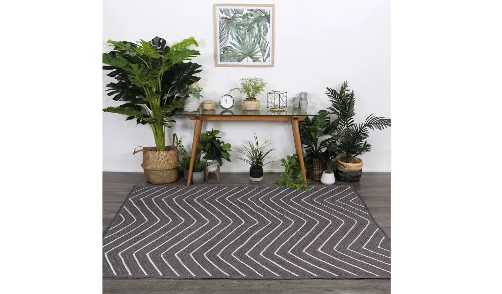 Amara Grey Chevron Natural Rug