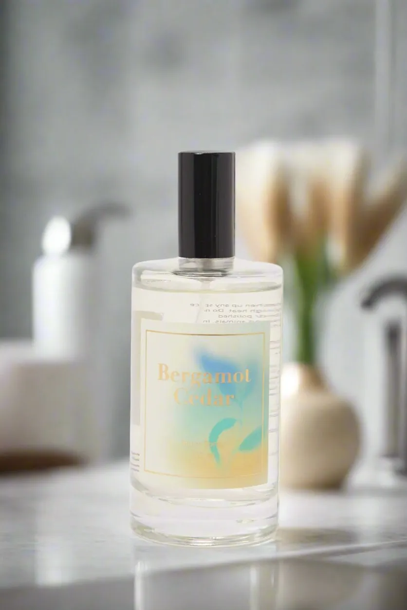 Green Bergamot Cedar Room Freshener (100ml)