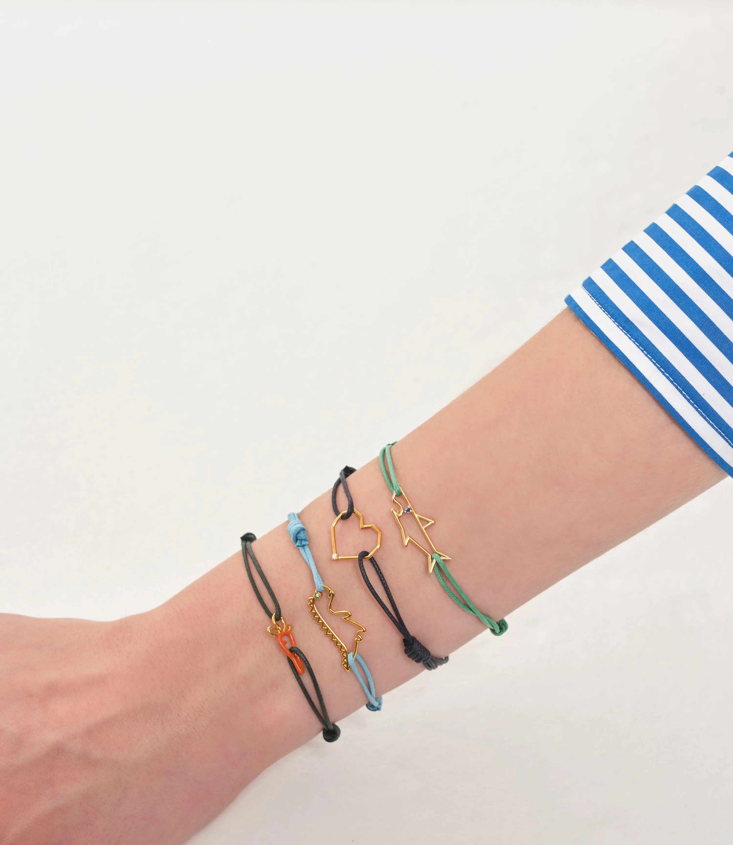 TIBURON ZAFIRO AZUL CORD BRACELET